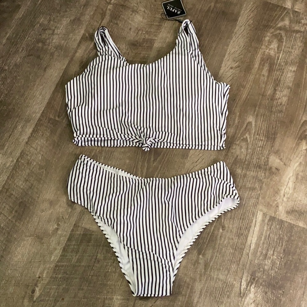 Zaful Black and White Striped Bikini Set